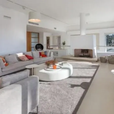 Nagueles * 马尔韦利亚