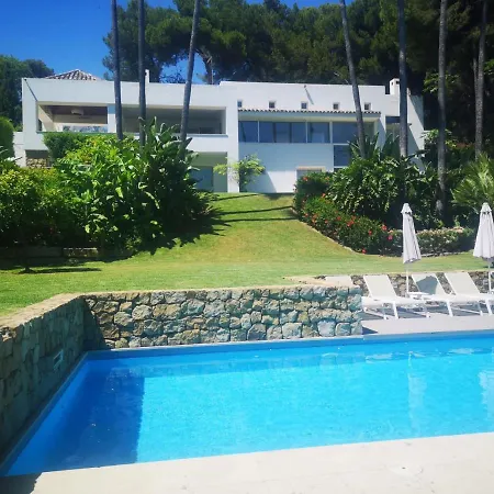 Nagueles Villa